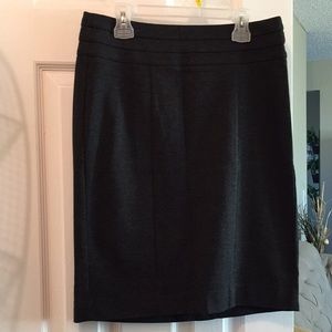 - Cabi women skirt size 4